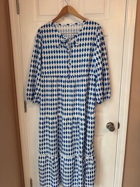 Blue Diamond-Print Tiered Women's Casual Dress with Tie Neck